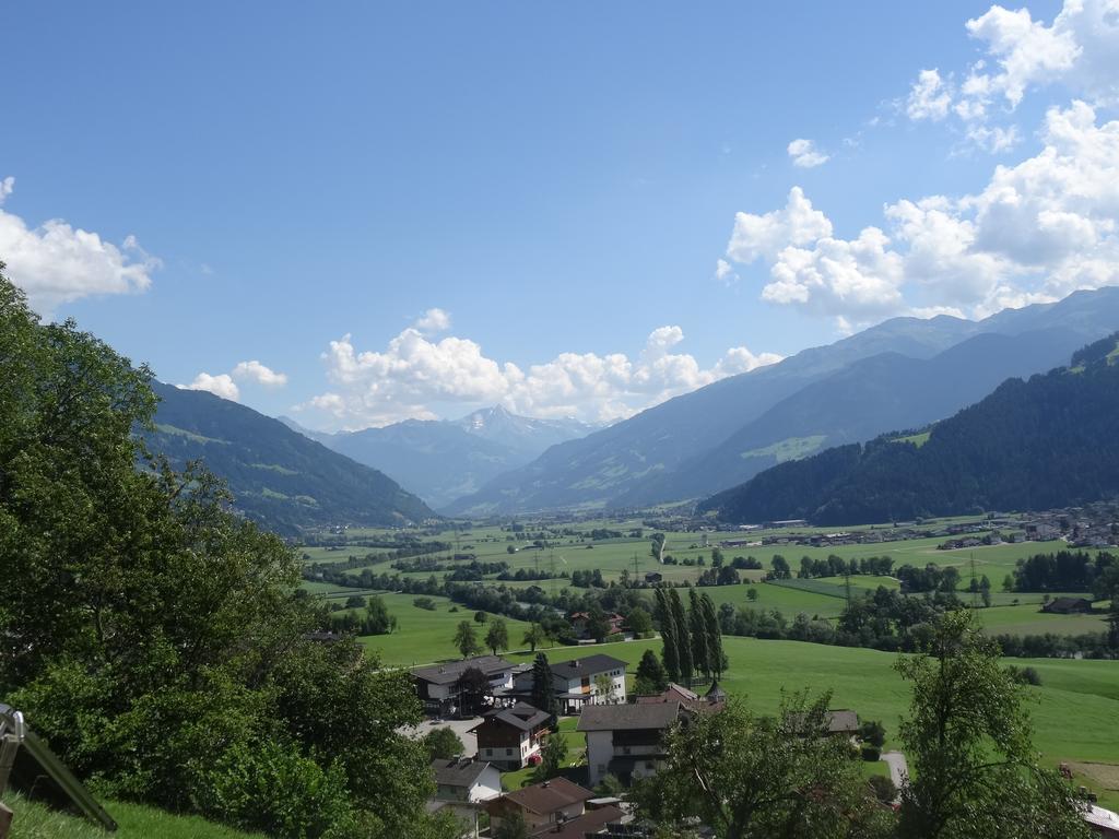 Panorama Apartment Bruck am Ziller Bagian luar foto